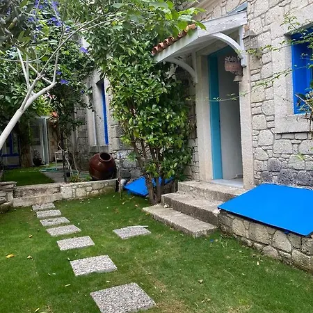 Otel Alahan Alacati 3*