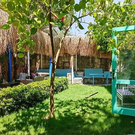 Otel Alahan Alacati 3*