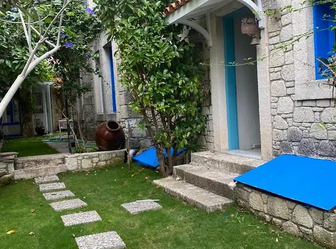 Hotel Alahan Alacati 3*